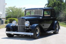 										1932 Ford Victoria Street Rod 303 Rocket full									