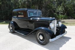 										1932 Ford Victoria Street Rod 303 Rocket full									