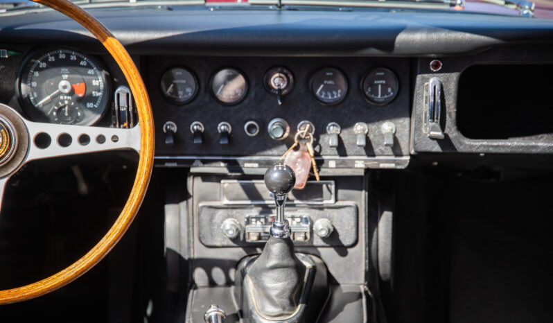 								1966 Jaguar XKE Series I 4.2 Roadster full									