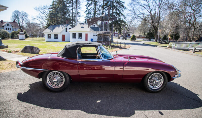 								1966 Jaguar XKE Series I 4.2 Roadster full									