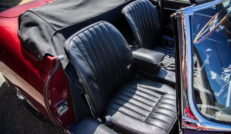 								1966 Jaguar XKE Series I 4.2 Roadster full									