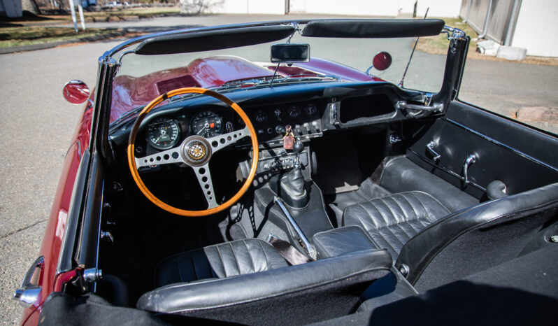 								1966 Jaguar XKE Series I 4.2 Roadster full									