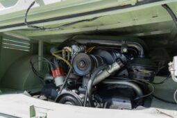 										1965 Volkswagen Type 2 Kombi 23-Window Conversion full									