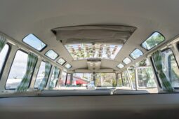 										1965 Volkswagen Type 2 Kombi 23-Window Conversion full									