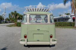 										1965 Volkswagen Type 2 Kombi 23-Window Conversion full									