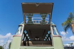 										1965 Volkswagen Type 2 Kombi 23-Window Conversion full									