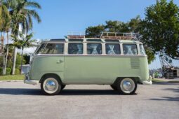 										1965 Volkswagen Type 2 Kombi 23-Window Conversion full									