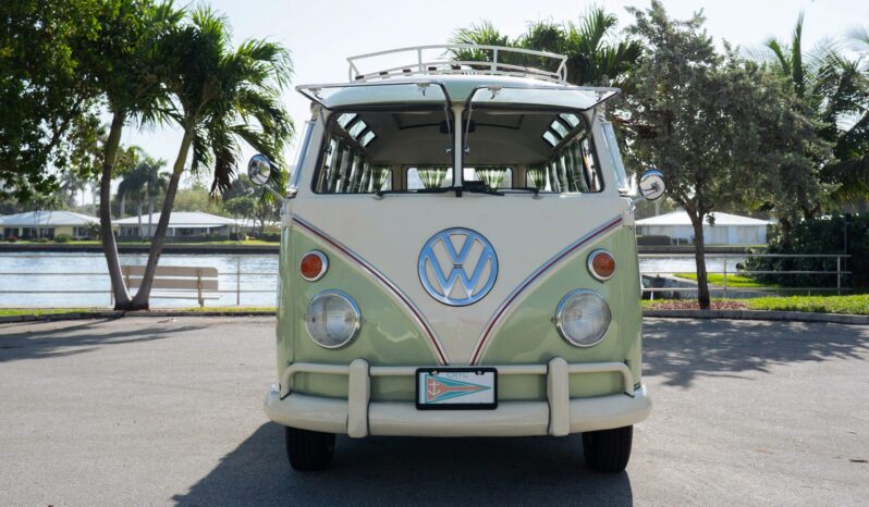 								1965 Volkswagen Type 2 Kombi 23-Window Conversion full									