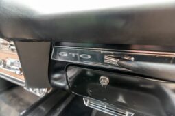 										1966 Pontiac GTO 4-Speed full									