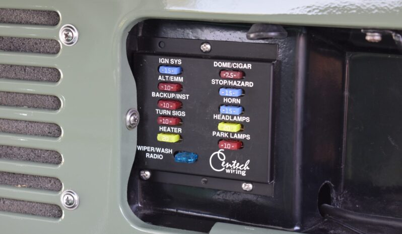 								1977 Ford Bronco 302 full									