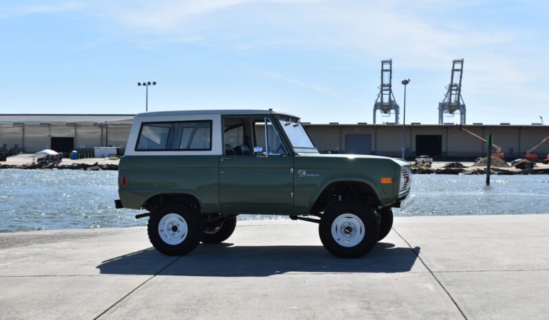 								1977 Ford Bronco 302 full									