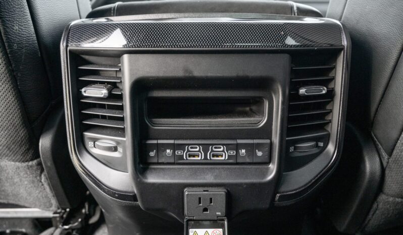 								2022 Ram 1500 TRX Crew Cab 4×4 full									