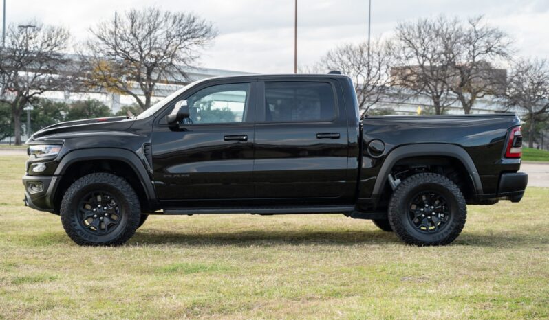 								2022 Ram 1500 TRX Crew Cab 4×4 full									