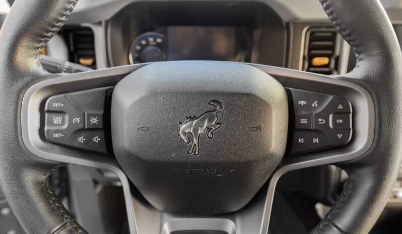 								2022 Ford Bronco Badlands 2-Door full									