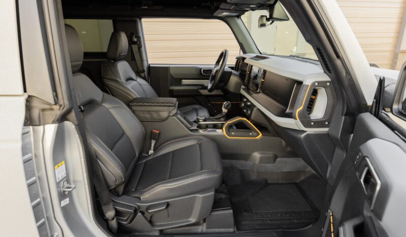 								2022 Ford Bronco Badlands 2-Door full									