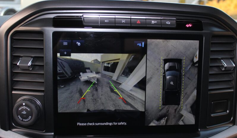 								2022 Ford F-150 Raptor SuperCrew full									