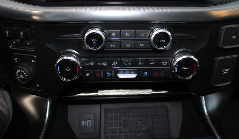 								2022 Ford F-150 Raptor SuperCrew full									