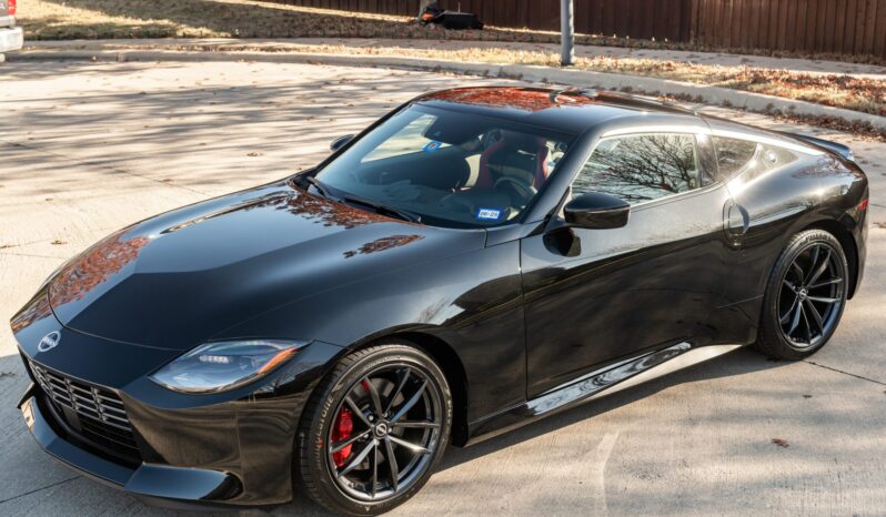 								2023 Nissan Z Performance 6-Speed full									