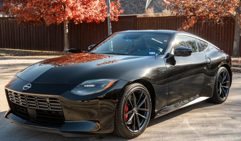 								2023 Nissan Z Performance 6-Speed full									