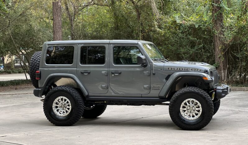 								2022 Jeep Wrangler Unlimited Rubicon 392 full									