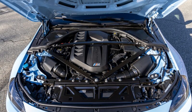 								2023 BMW M2 6-Speed Carbon Package full									