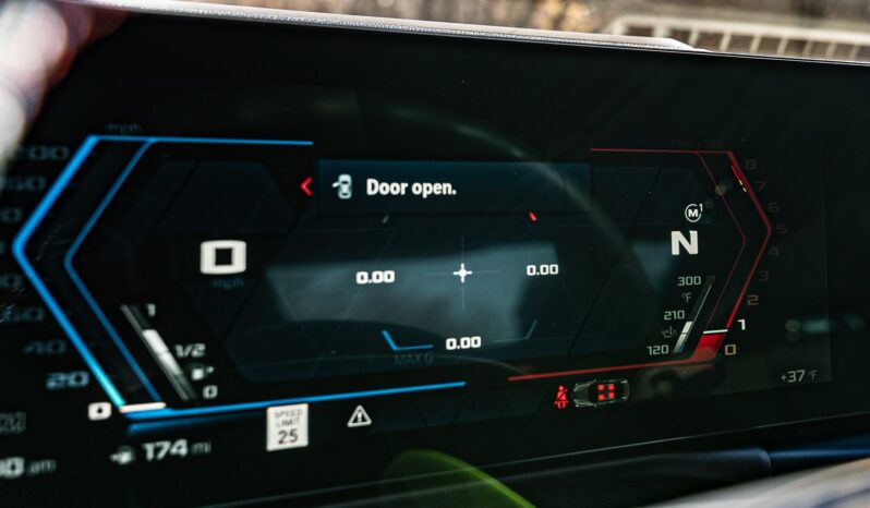 								2023 BMW M2 6-Speed Carbon Package full									