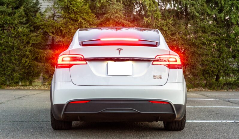 								2022 Tesla Model X Plaid full									