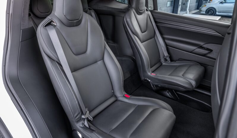 								2022 Tesla Model X Plaid full									