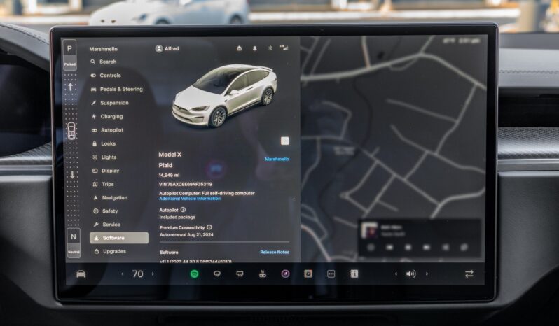 								2022 Tesla Model X Plaid full									