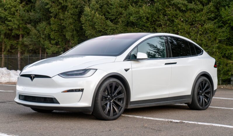 								2022 Tesla Model X Plaid full									