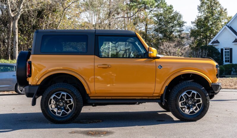 								2022 Ford Bronco Outer Banks 2-Door full									