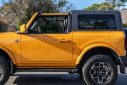 2022 Ford Bronco Outer Banks 2-Door full