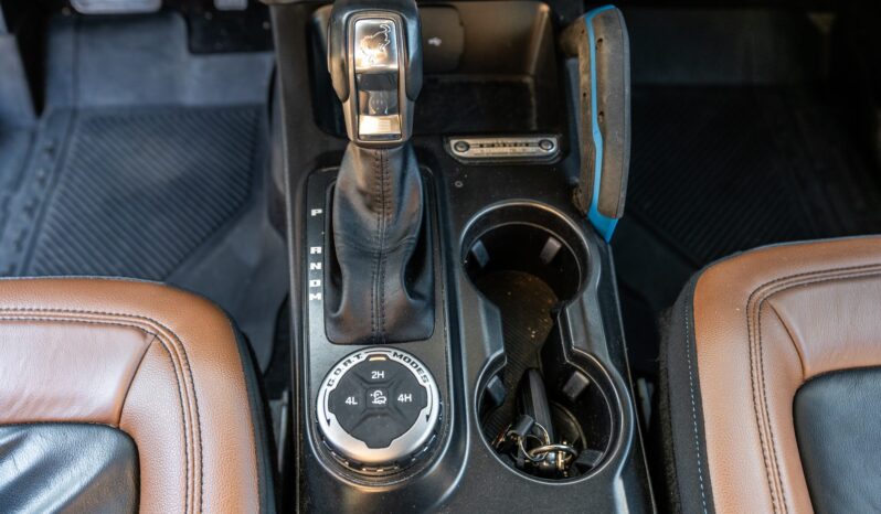 								2022 Ford Bronco Outer Banks 2-Door full									