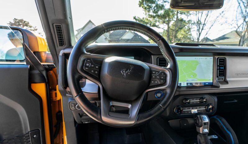 								2022 Ford Bronco Outer Banks 2-Door full									