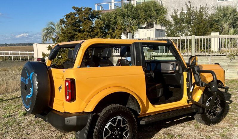 								2022 Ford Bronco Outer Banks 2-Door full									