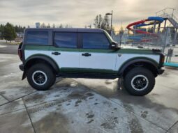 										2023 Ford Bronco Badlands V6 4-Door full									
