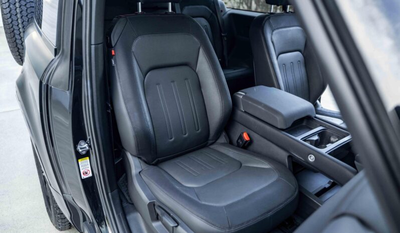 								2022 Land Rover Defender 90 X-Dynamic S full									