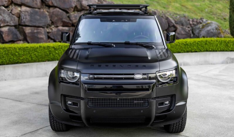 								2022 Land Rover Defender 90 X-Dynamic S full									