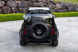 										2022 Land Rover Defender 90 X-Dynamic S full									