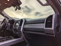 										2022 Ford F-450 Super Duty XLT 4×4 full									