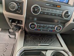 										2022 Ford F-450 Super Duty XLT 4×4 full									