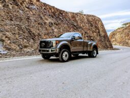 										2022 Ford F-450 Super Duty XLT 4×4 full									