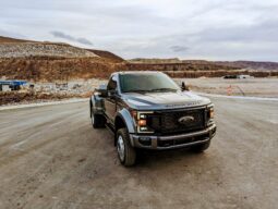 										2022 Ford F-450 Super Duty XLT 4×4 full									