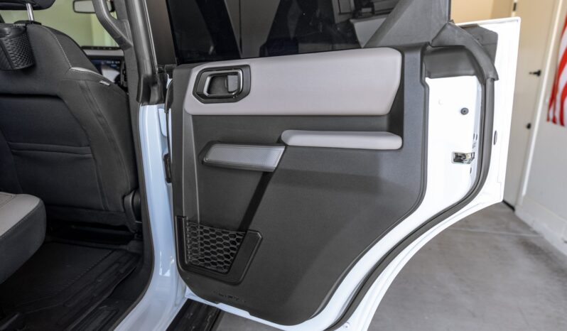 								2022 Ford Bronco Wildtrak V6 4-Door full									