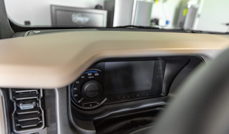 								2022 Ford Bronco Wildtrak V6 4-Door full									