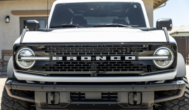 								2022 Ford Bronco Wildtrak V6 4-Door full									