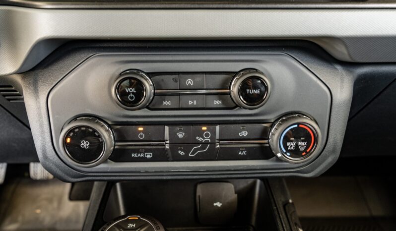 								2022 Ford Bronco 2-Door 7-Speed full									