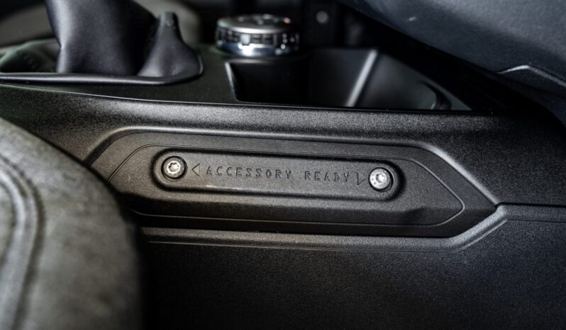 								2022 Ford Bronco 2-Door 7-Speed full									