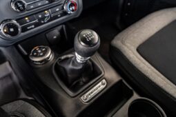 										2022 Ford Bronco 2-Door 7-Speed full									