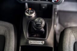 										2022 Ford Bronco 2-Door 7-Speed full									